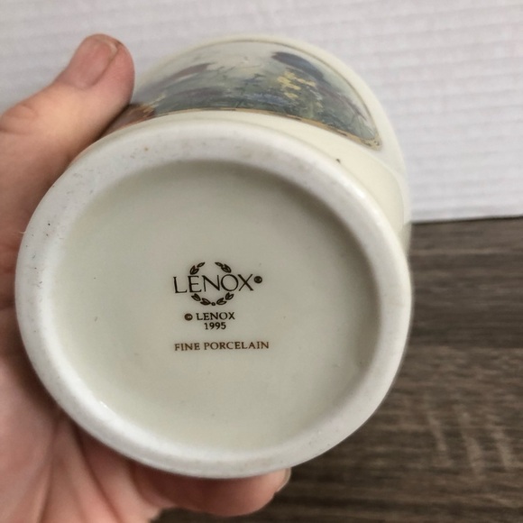 1995 Summer Interlude Vase by Lenox - Picture 14 of 14